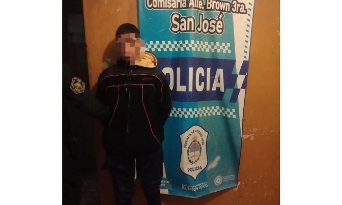ALMIRANTE BROWN – Circulaba en una moto robada, huyó y fue aprehendido